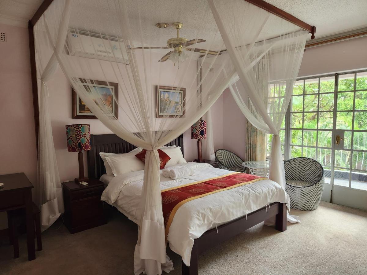 شلالات فيكتوريا Jacaranda Lodge المظهر الخارجي الصورة