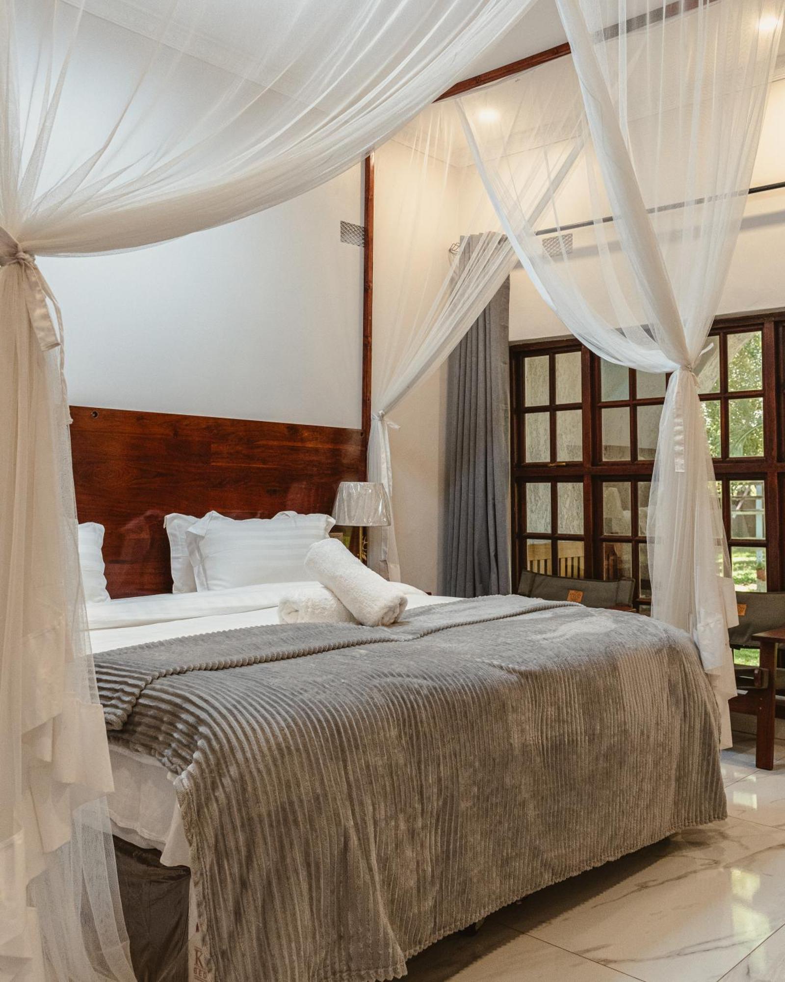 شلالات فيكتوريا Jacaranda Lodge المظهر الخارجي الصورة
