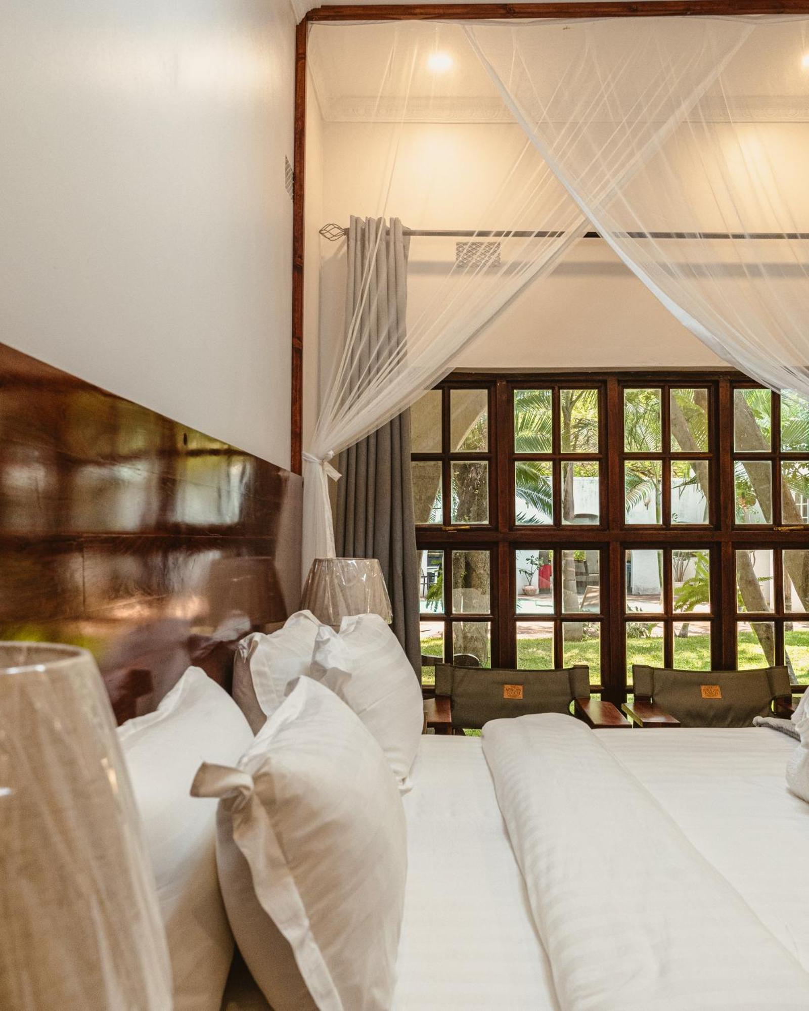 شلالات فيكتوريا Jacaranda Lodge المظهر الخارجي الصورة